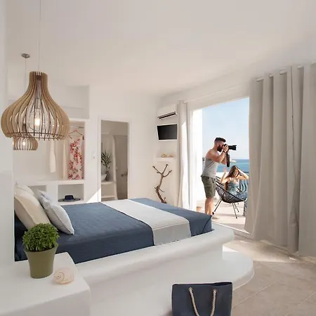 Отель Manios 3*