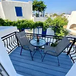 Manios Αγία Άννα